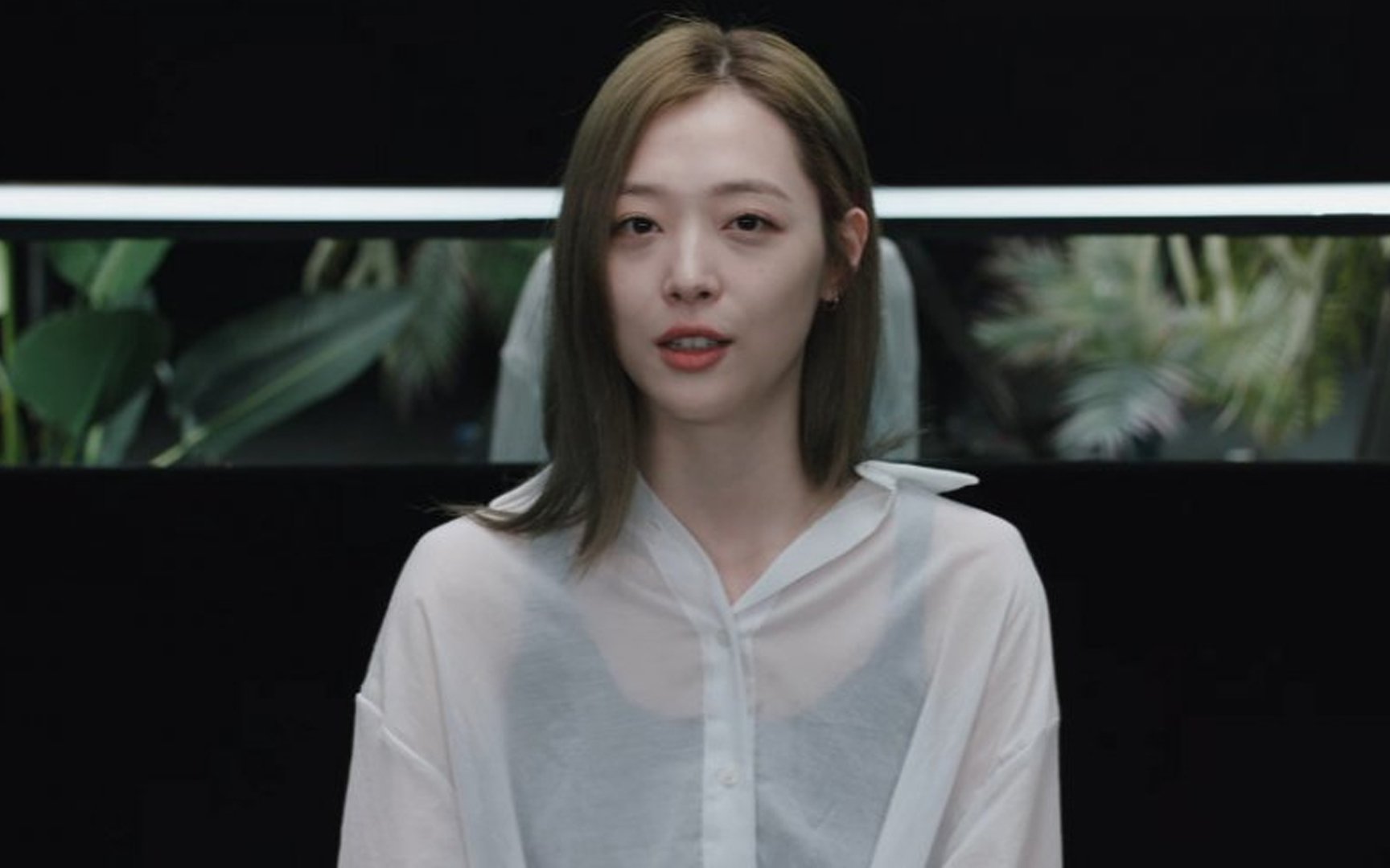 Los internautas coreanos están desconsolados después de ver el documental póstumo de Netflix de Sulli 'Dear Jinri'