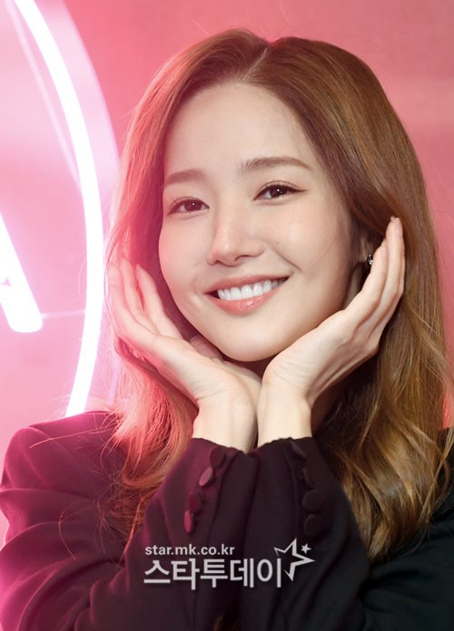 Park Min-young donó 100 millones de wones para pacientes con cáncer antes de las vacaciones del Año Nuevo Lunar “Influencia positiva”